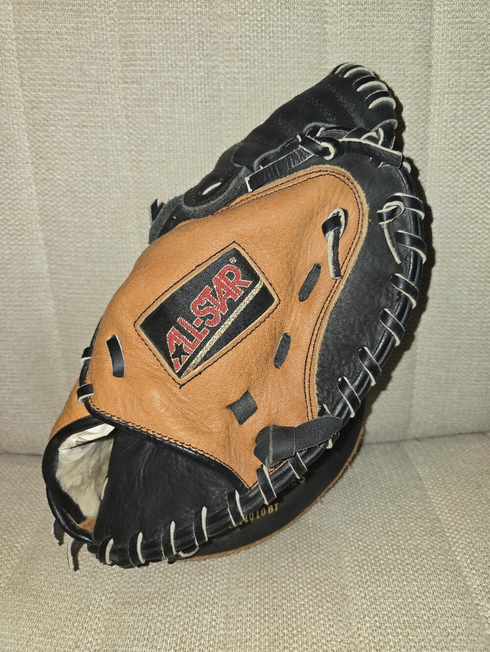 All Star Young Pro Series Leather Catcher's Mitt CM1010BT
